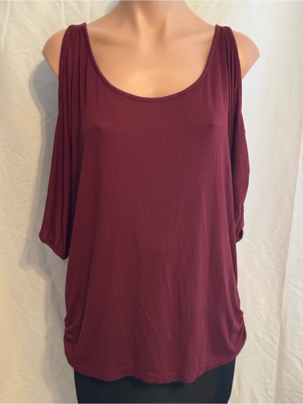 YOINS Burgundy Cold-Shoulder Tank Top